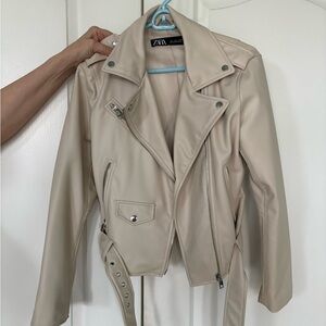 Zara Women's Beige Leather Jacket